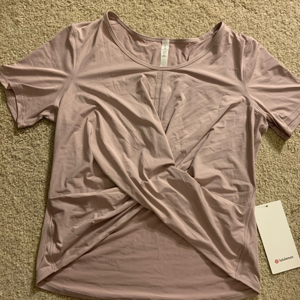 Mauve lululemon short sleeve top with tags